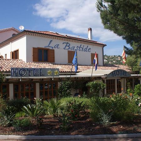 Hotel La Bastide Le Lavandou Bagian luar foto