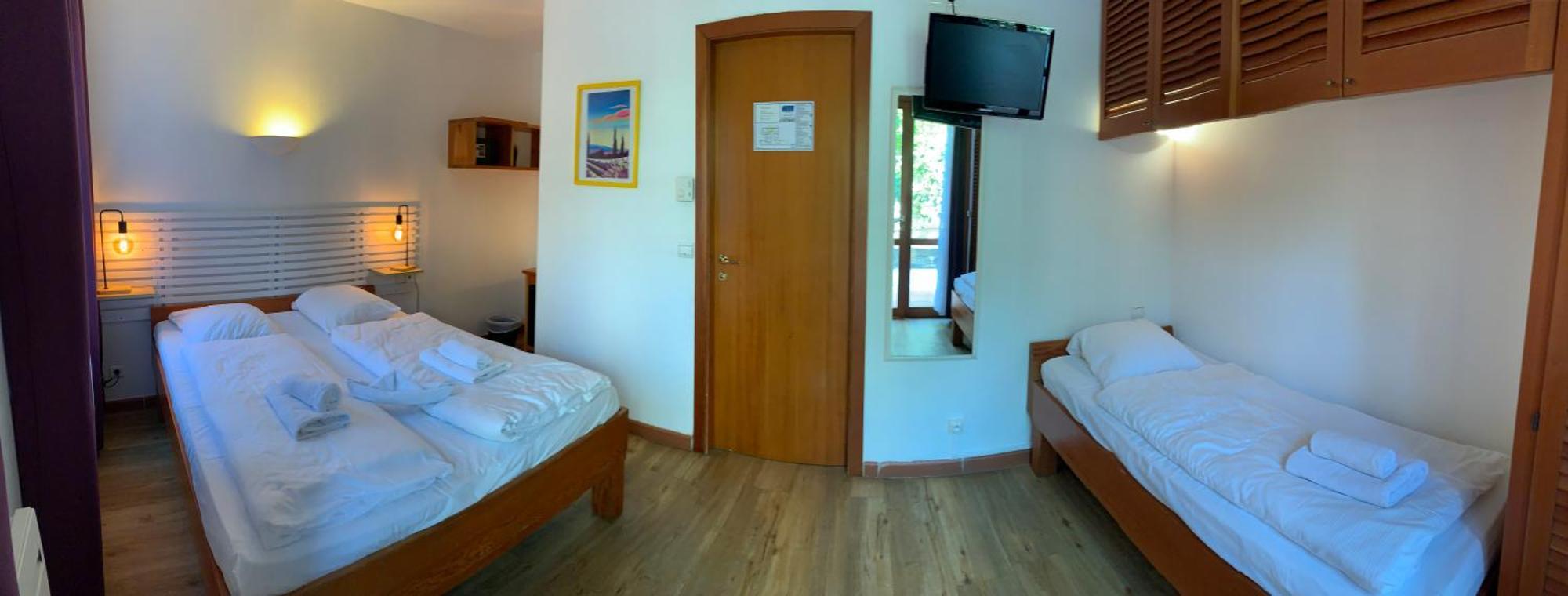 Hotel La Bastide Le Lavandou Bagian luar foto